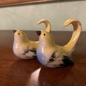 Vintage Yellow Birds Salt and Pepper Shakers Japan